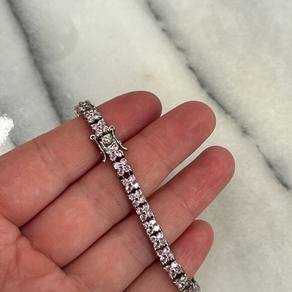 Pink flower Sterling silver tennis bracelet - Picture 5 of 6